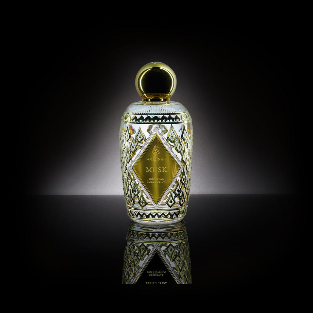 Ameenah - Romantic unisex Extrait de Parfum bottle with white musk and roses notes